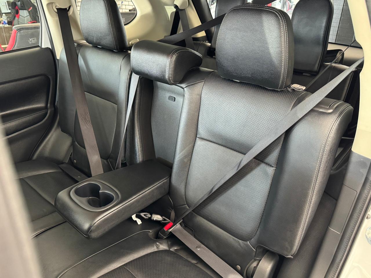 2018 Mitsubishi Outlander GT S-AWC 7 Passenger 3.0L V6+LEDs+CLEAN CARFAX - Photo #26