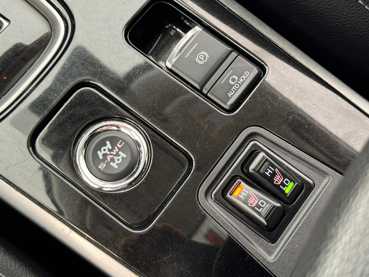 2018 Mitsubishi Outlander GT S-AWC 7 Passenger 3.0L V6+LEDs+CLEAN CARFAX - Photo #43