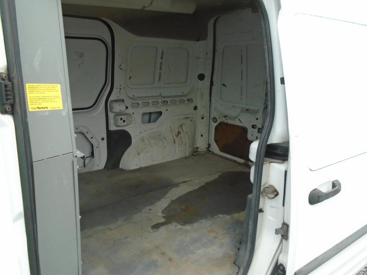 2012 Ford Transit Connect cargo van 114.6  XLT  w-o rear door glass - Photo #28