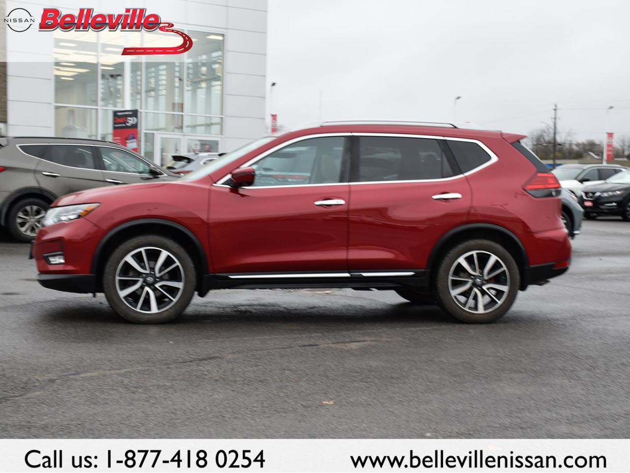 2017 Nissan Rogue SL Platinum AWD LEATHER, SUNROOF, NAVIGATION Photo2