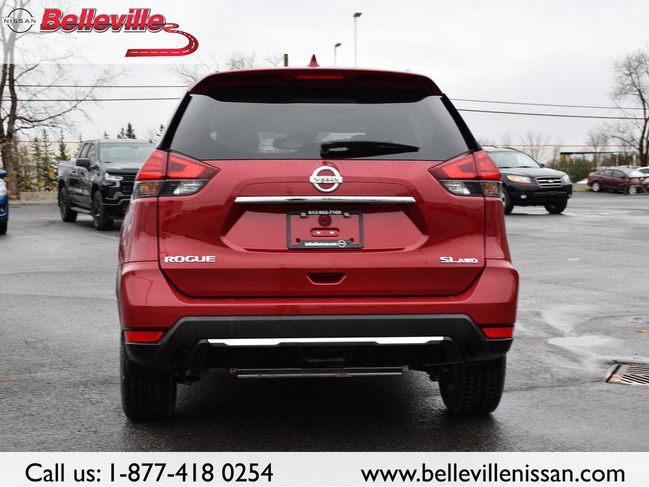 2017 Nissan Rogue SL Platinum AWD LEATHER, SUNROOF, NAVIGATION Photo4