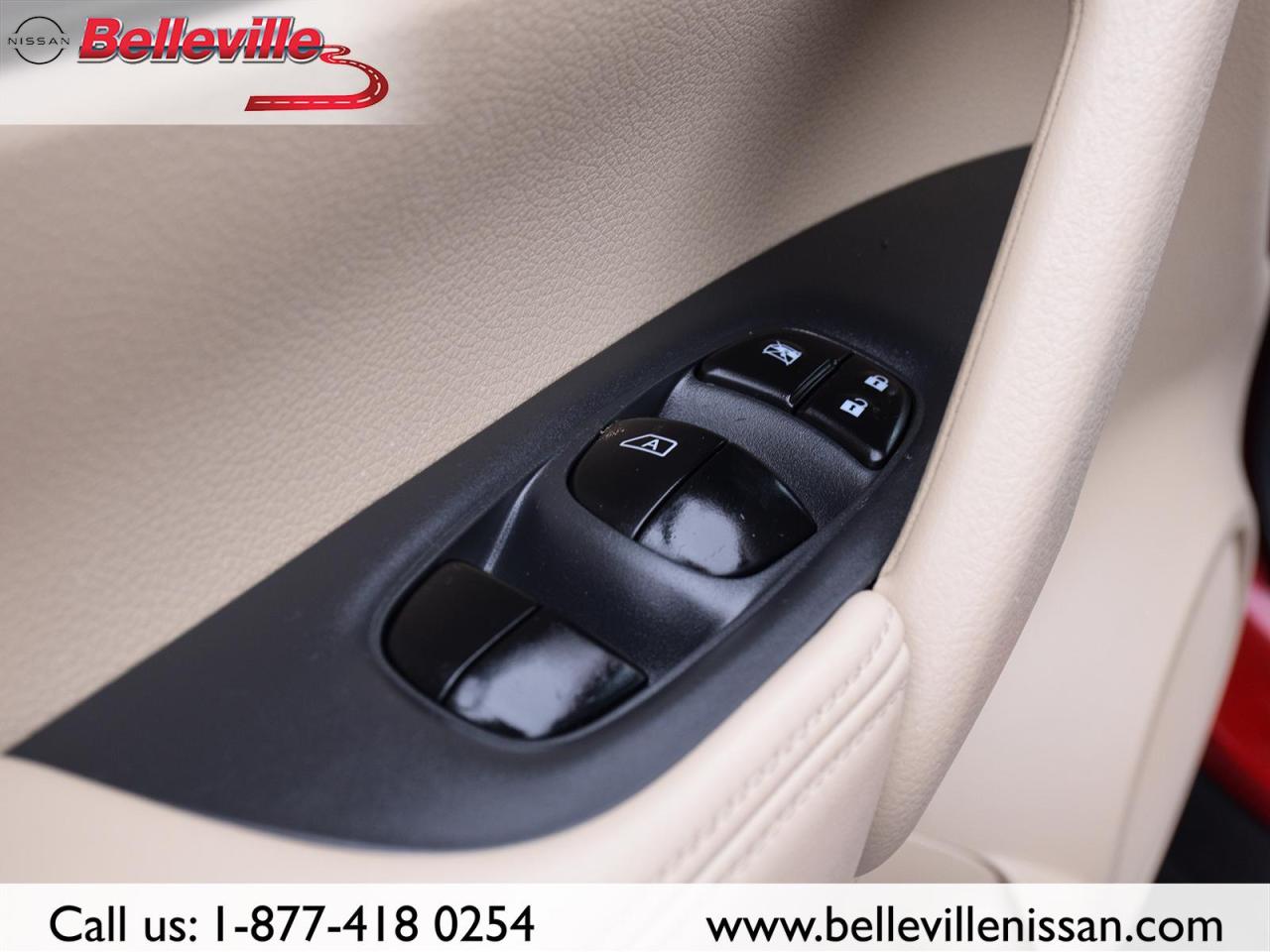 2017 Nissan Rogue SL Platinum AWD LEATHER, SUNROOF, NAVIGATION Photo