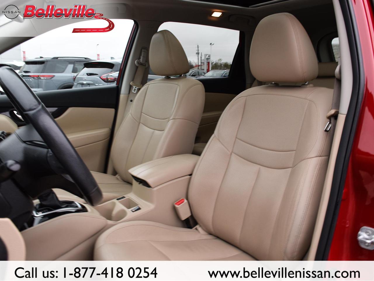 2017 Nissan Rogue SL Platinum AWD LEATHER, SUNROOF, NAVIGATION Photo