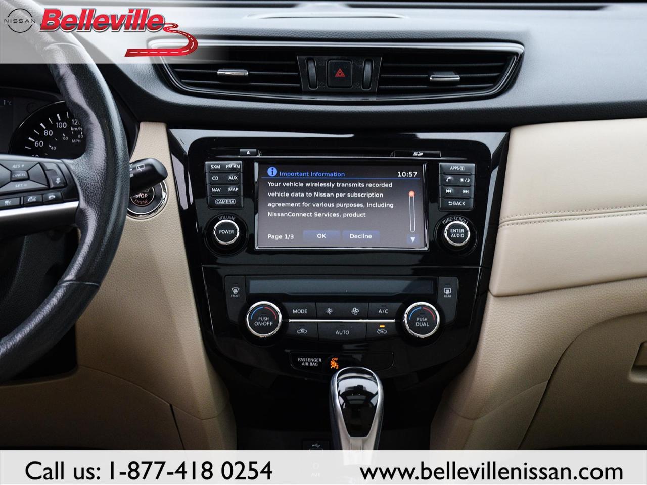 2017 Nissan Rogue SL Platinum AWD LEATHER, SUNROOF, NAVIGATION Photo