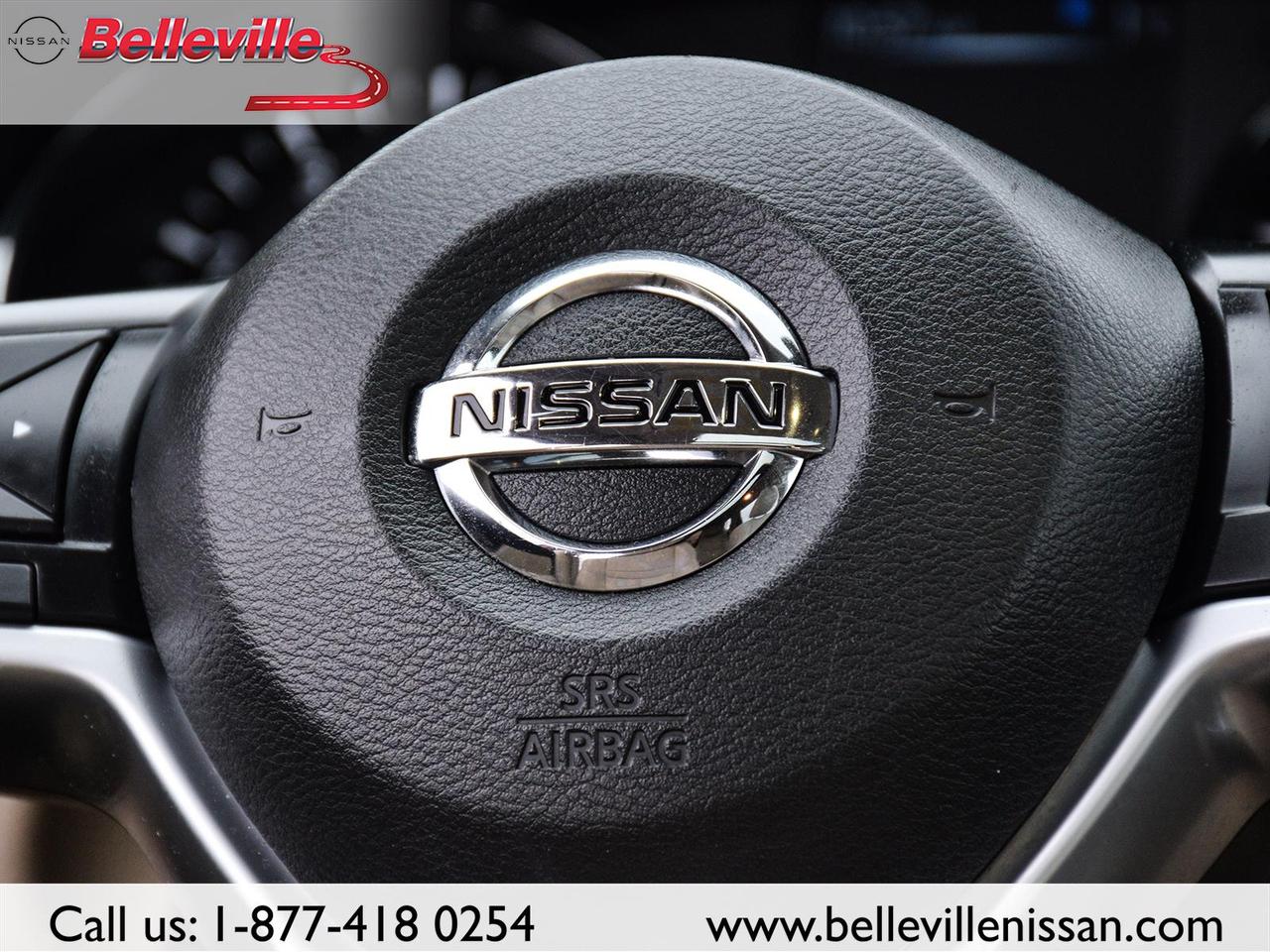 2017 Nissan Rogue SL Platinum AWD LEATHER, SUNROOF, NAVIGATION Photo