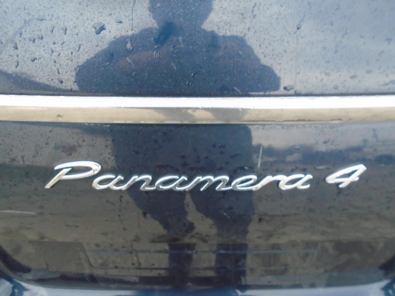 2011 Porsche Panamera 4dr HB - Photo #10