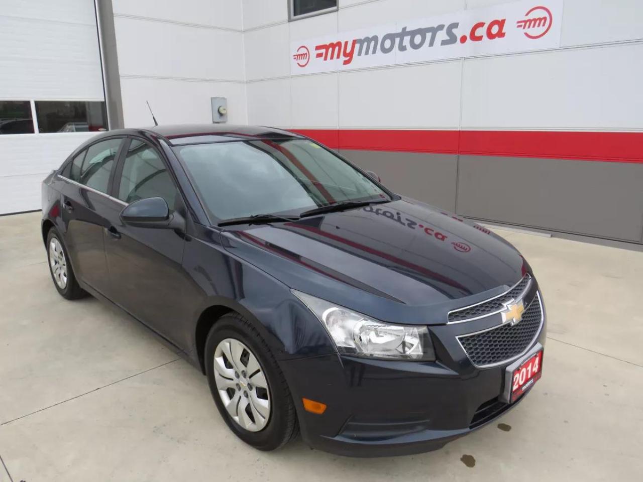 Used 2014 Chevrolet Cruze 1LT (**6SPD MANUAL TRANSMISSION**AUTO HEADLIGHTS**CRUISE CONTROL**BLUETOOTH**BACKUP CAMERA**POWER WINDOWS** POWER LOCKS**) for sale in Tillsonburg, ON
