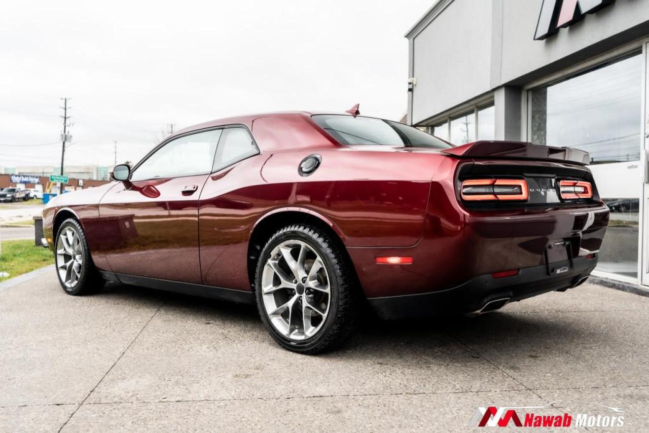 2020 Dodge Challenger SXT|LEATHER HEATED SEATS|SUNROOF|ALPINE AUDIO|ALLOYS| Photo3