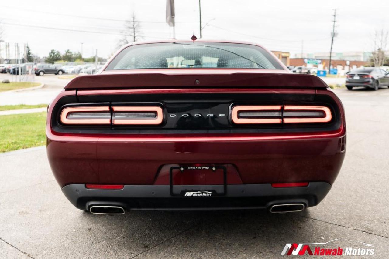 2020 Dodge Challenger SXT|LEATHER HEATED SEATS|SUNROOF|ALPINE AUDIO|ALLOYS| Photo4