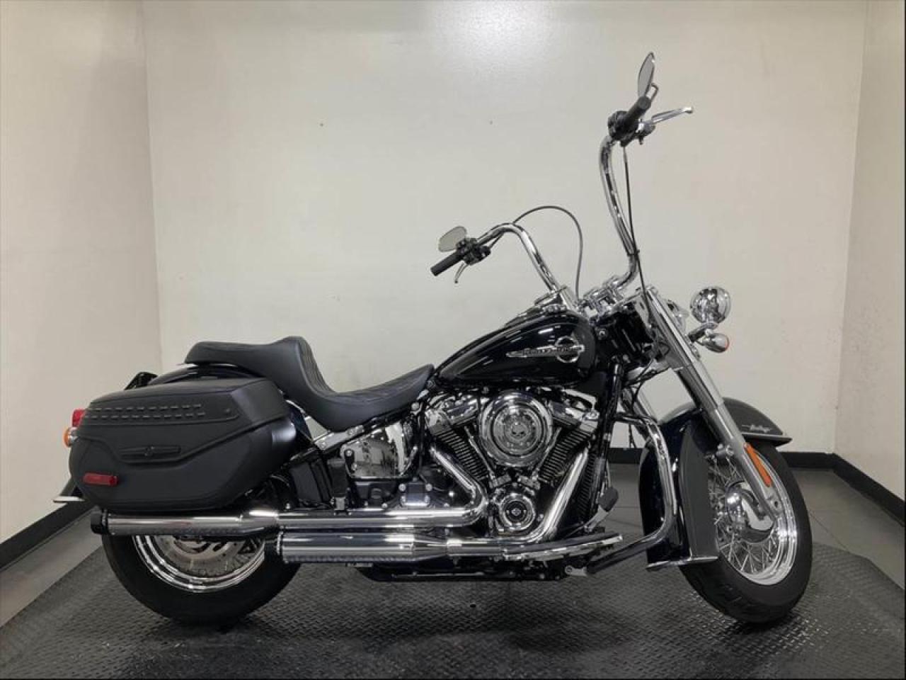 Used 2020 Harley-Davidson FLHC Heritage Classic Motorcycle for sale in Burnaby, BC