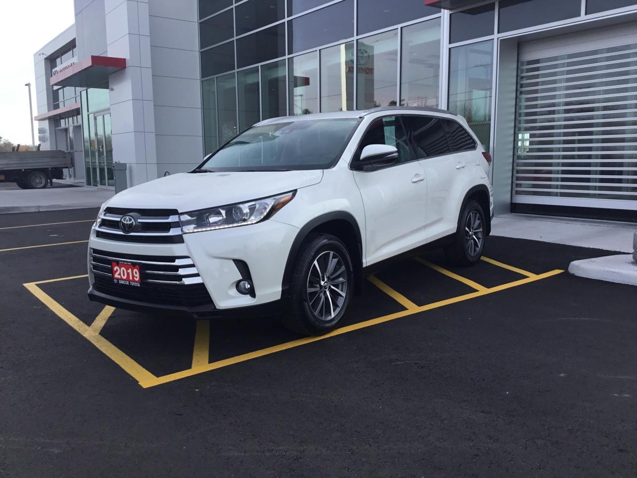 Used 2019 Toyota Highlander XLE for sale in Simcoe, ON