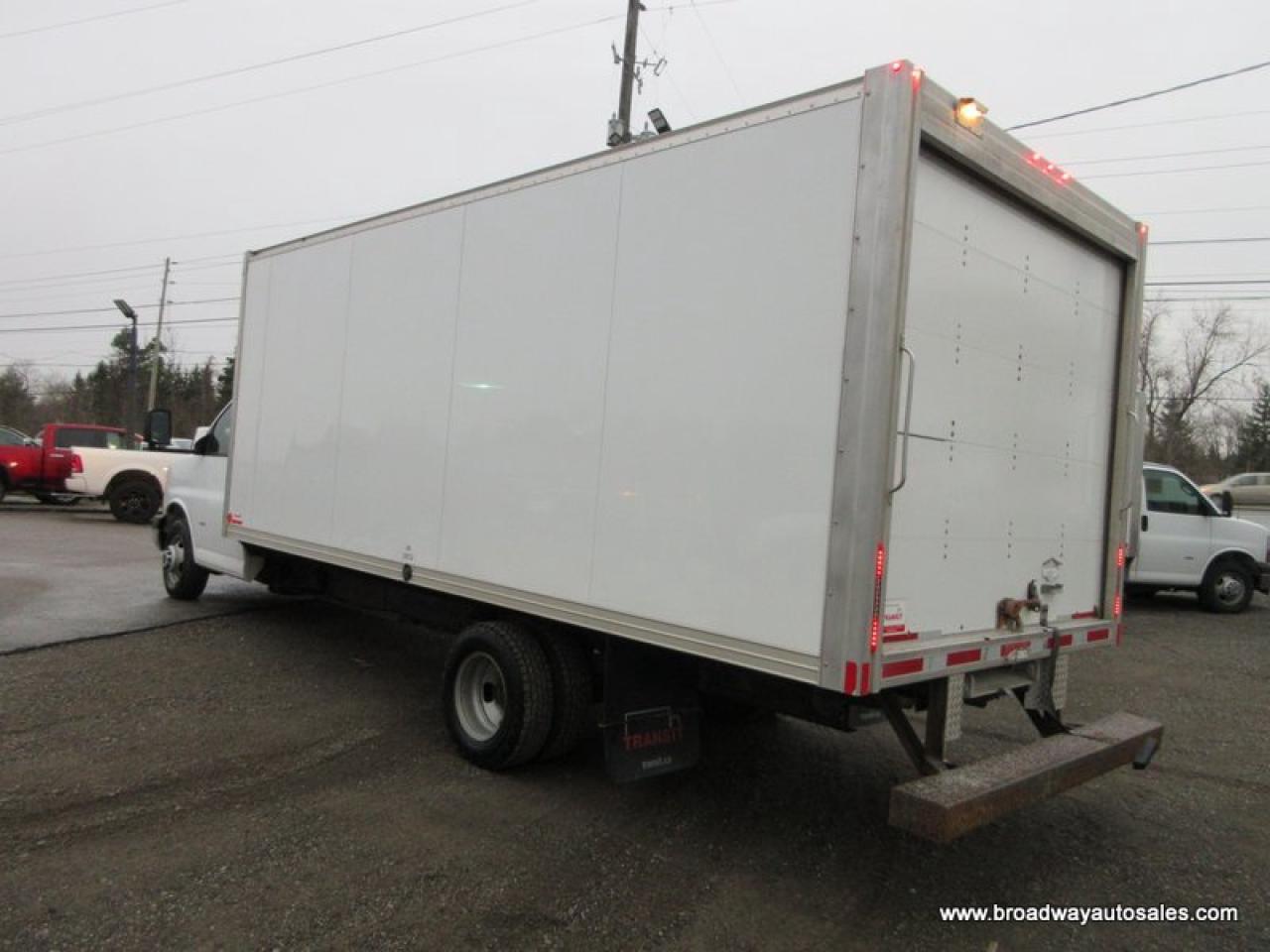 2020 GMC G3500 1-TON CARGO MOVING 2 PASSENGER 6.0L - V8.. 177-INCH-WHEEL-BASE.. STABILITRAK-PACKAGE.. AUX INPUT.. AIR CONDITIONING.. Photo