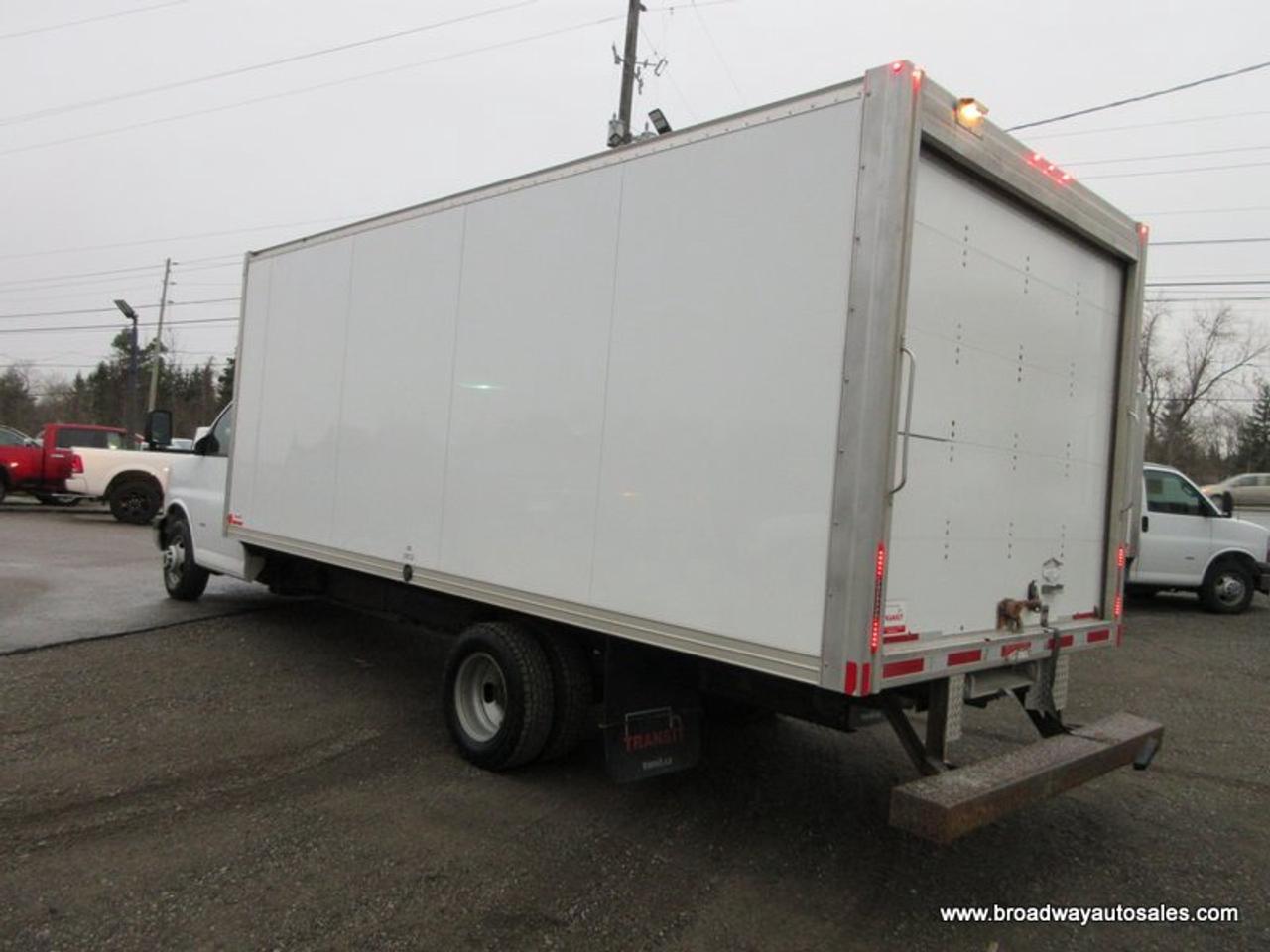 2020 GMC G3500 1-TON CARGO MOVING 2 PASSENGER 6.0L - V8.. 177-INCH-WHEEL-BASE.. STABILITRAK-PACKAGE.. AUX INPUT.. AIR CONDITIONING.. Photo