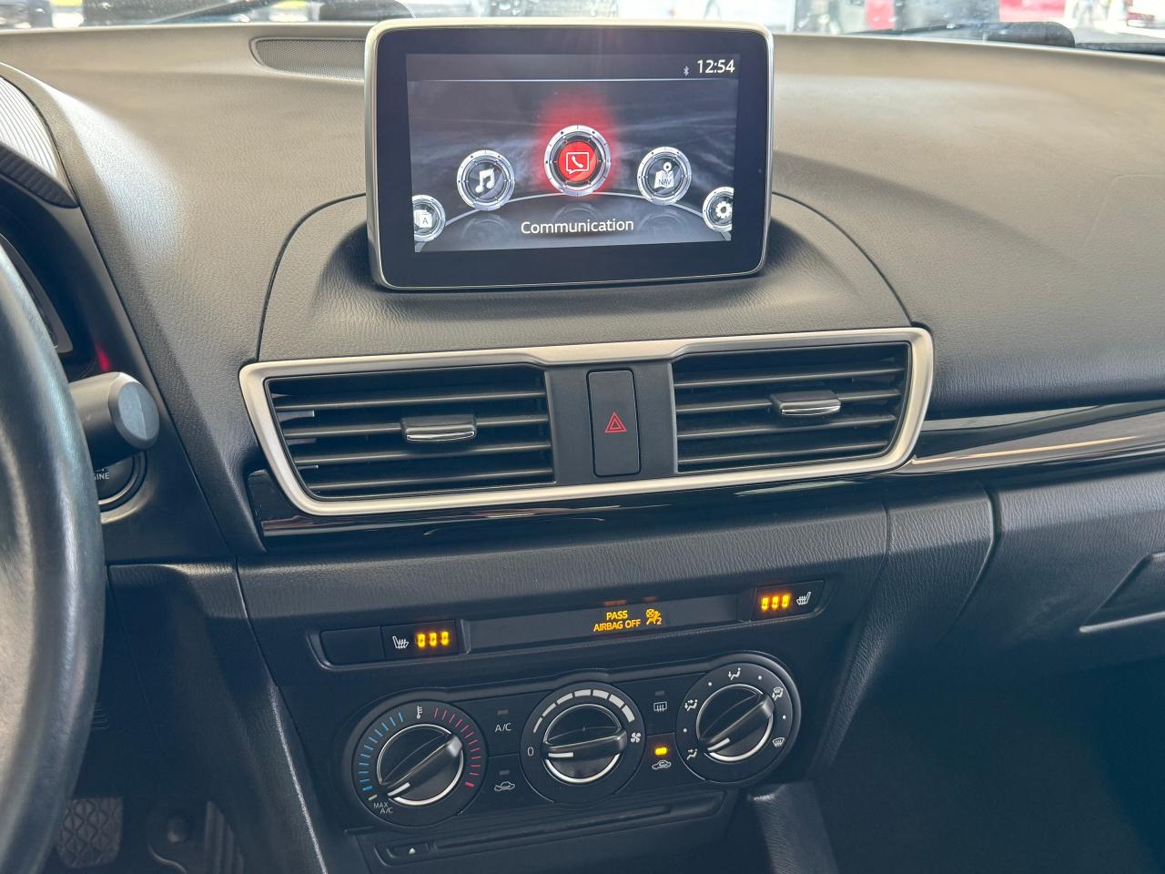 2015 Mazda MAZDA3 GS+Camera+Heated Seats+A/C+Cruise Control Photo10