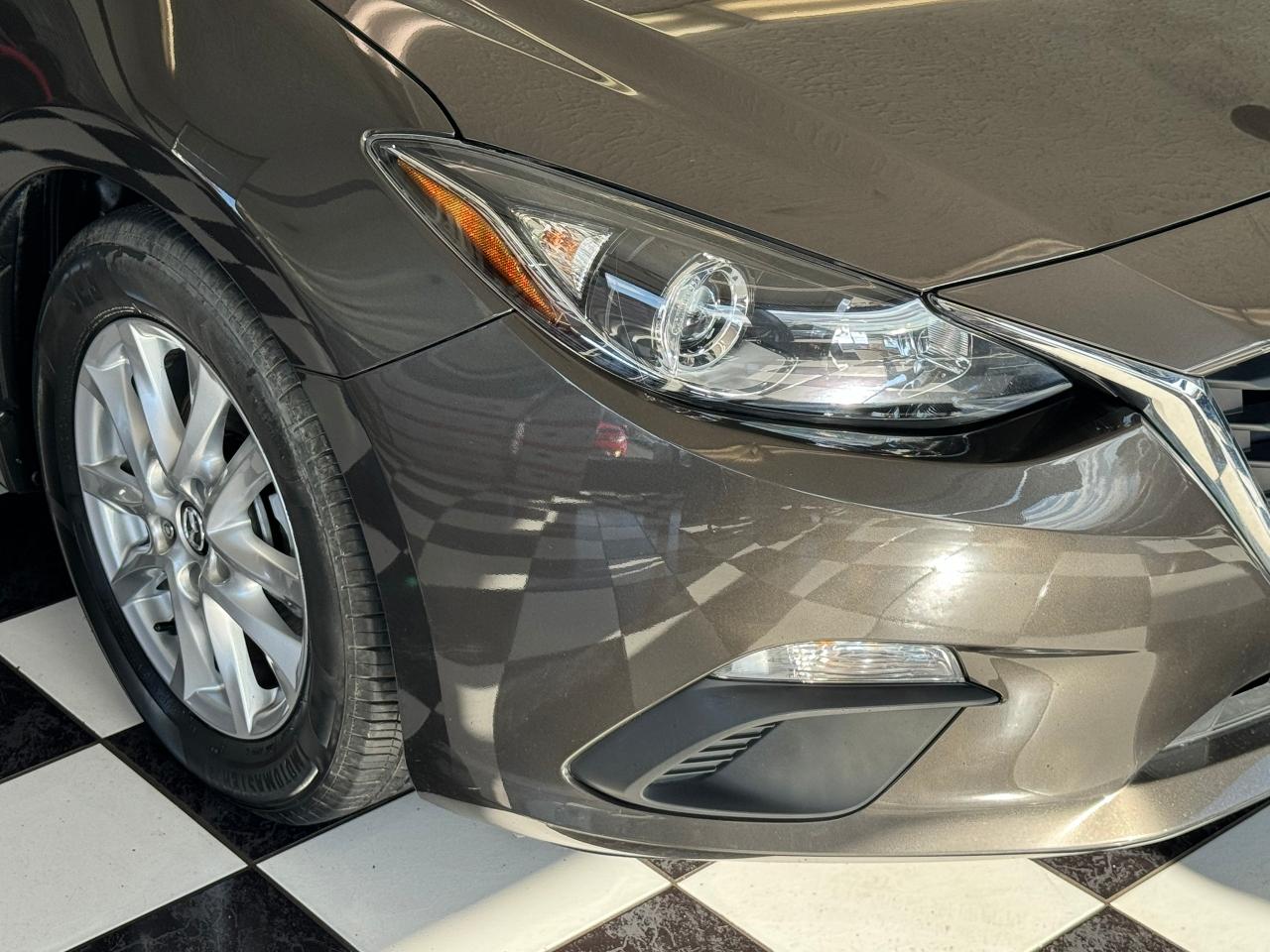2015 Mazda MAZDA3 GS+Camera+Heated Seats+A/C+Cruise Control Photo36