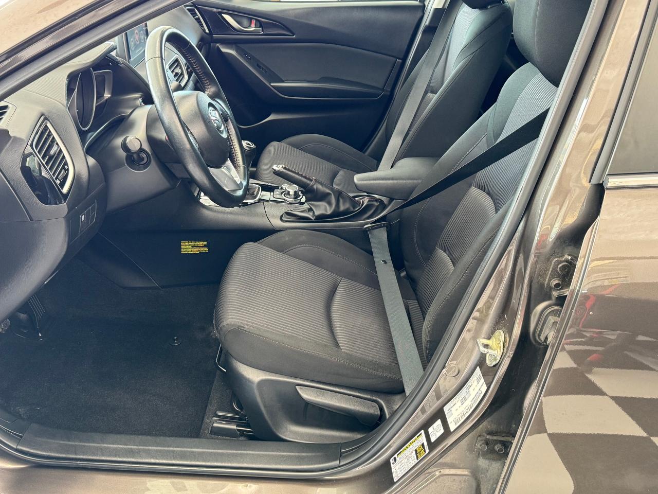2015 Mazda MAZDA3 GS+Camera+Heated Seats+A/C+Cruise Control Photo18