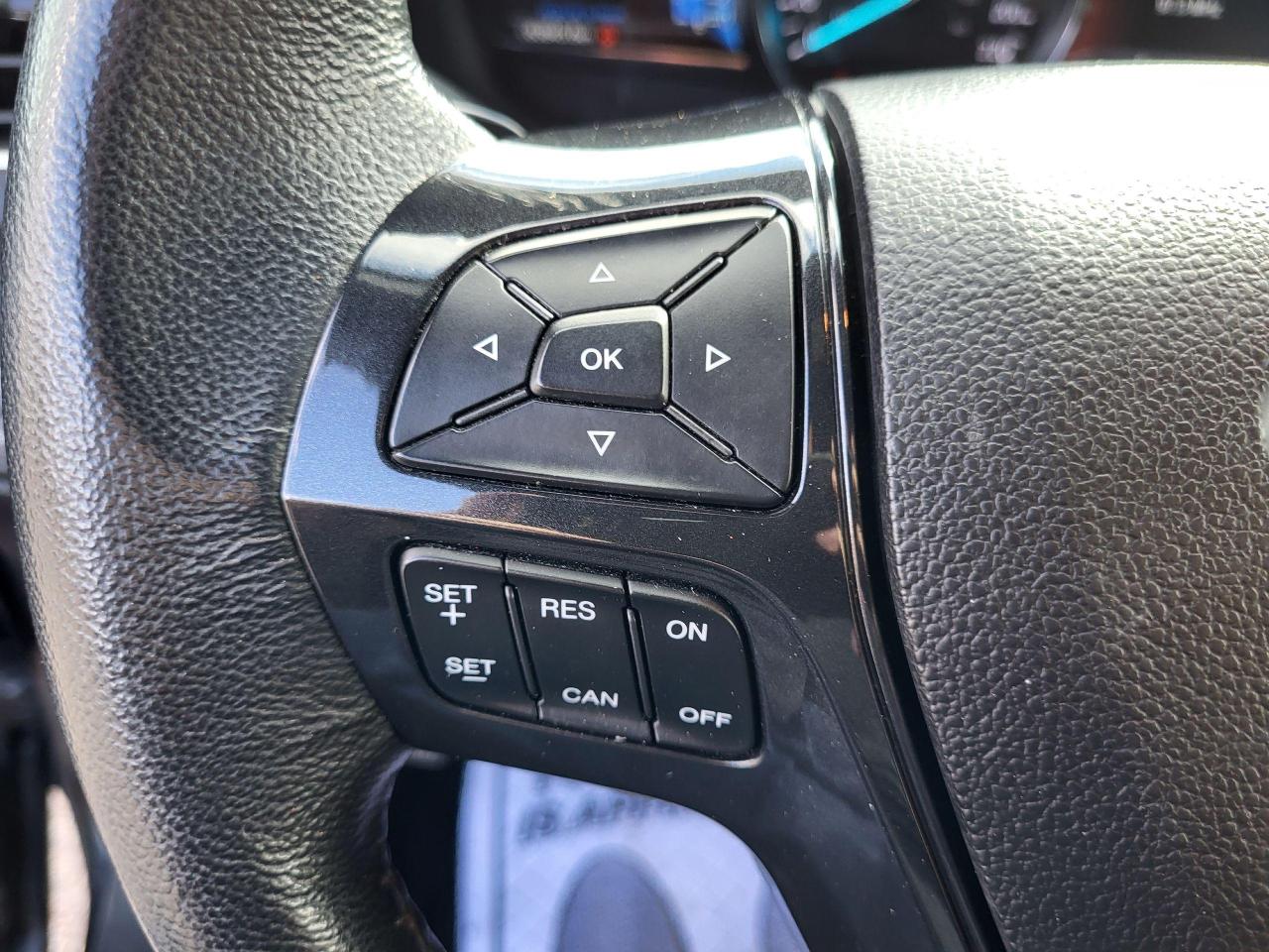 2017 Ford Explorer XLT 4WD Photo