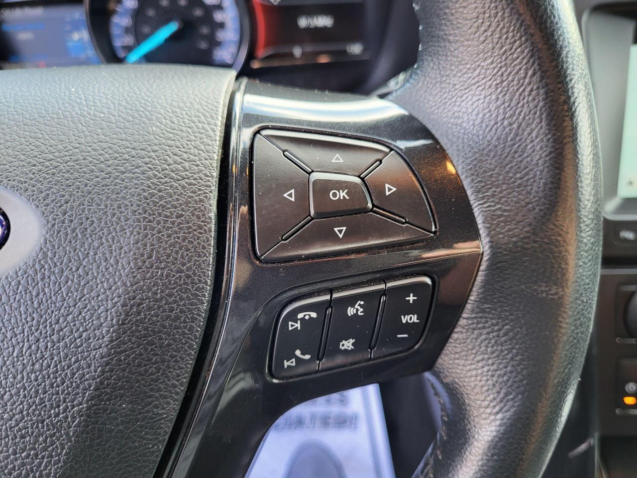 2017 Ford Explorer XLT 4WD Photo