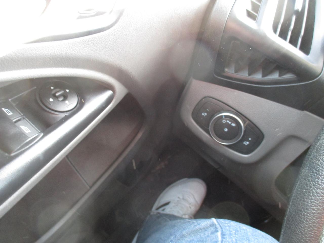 2023 Ford Transit Connect XL w/Dual Sliding Doors - Photo #11
