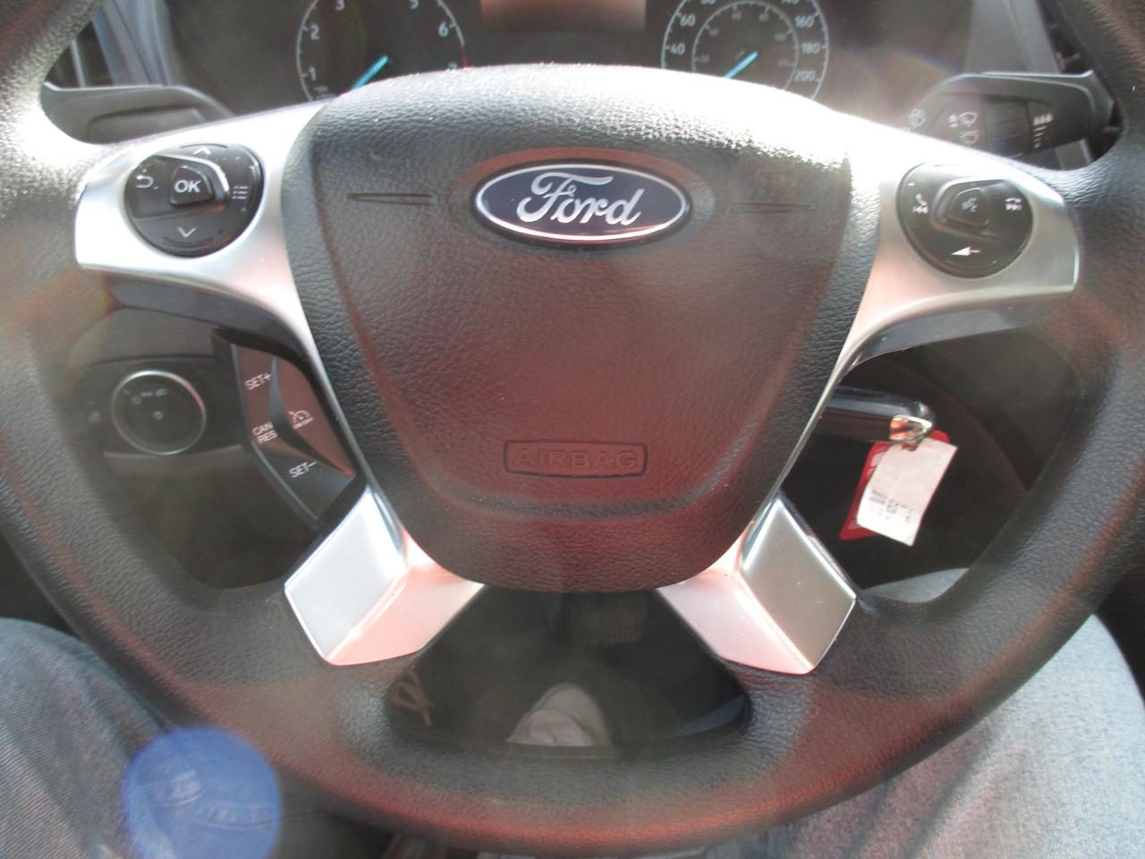 2023 Ford Transit Connect XL w/Dual Sliding Doors - Photo #12