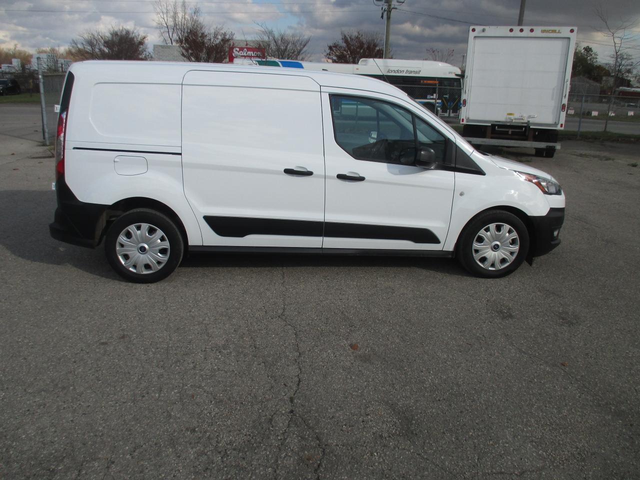 2023 Ford Transit Connect XL w/Dual Sliding Doors - Photo #4