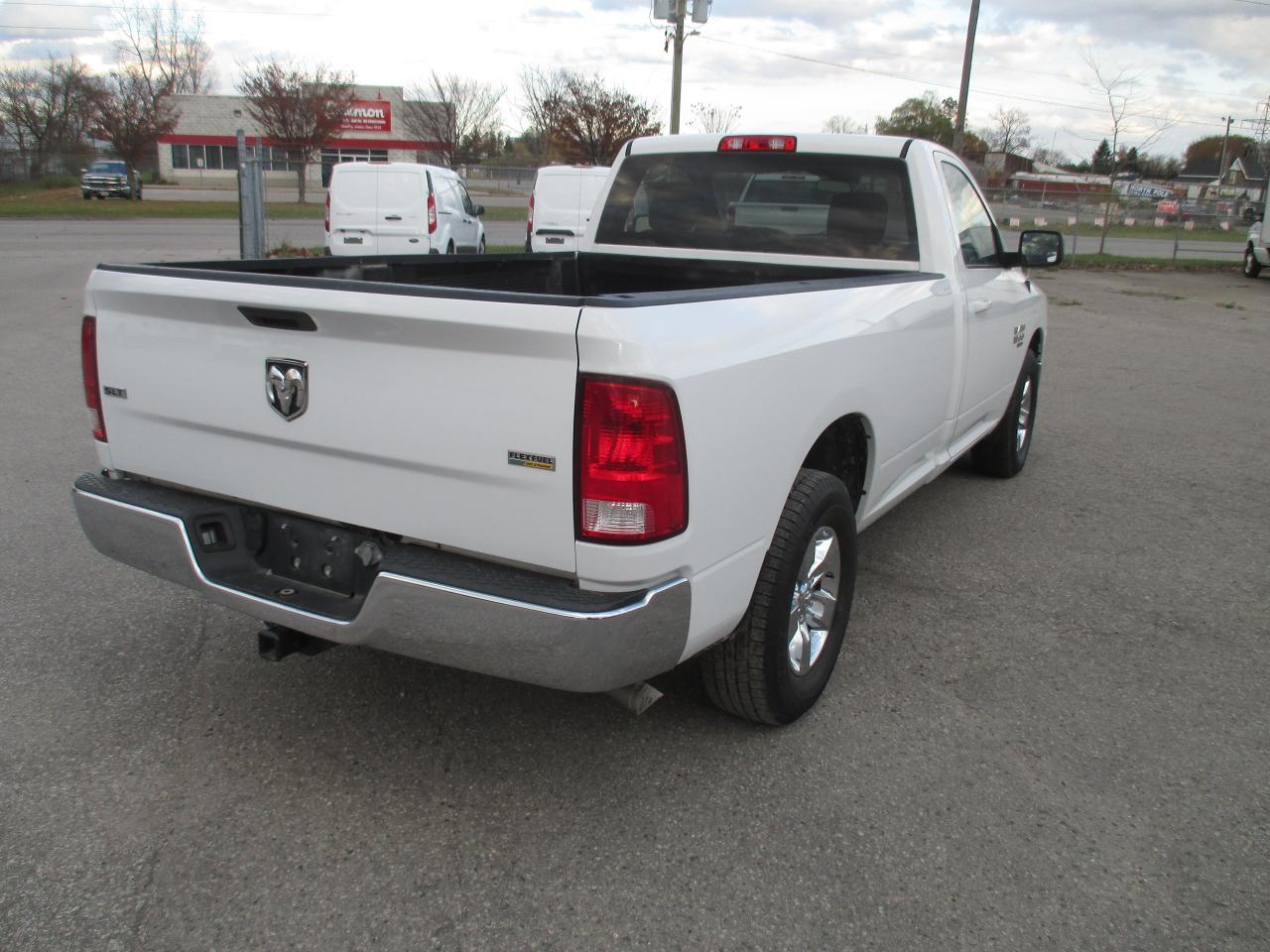 2019 RAM 1500 Classic SLT 4x2 Reg Cab 8' Box - Photo #5