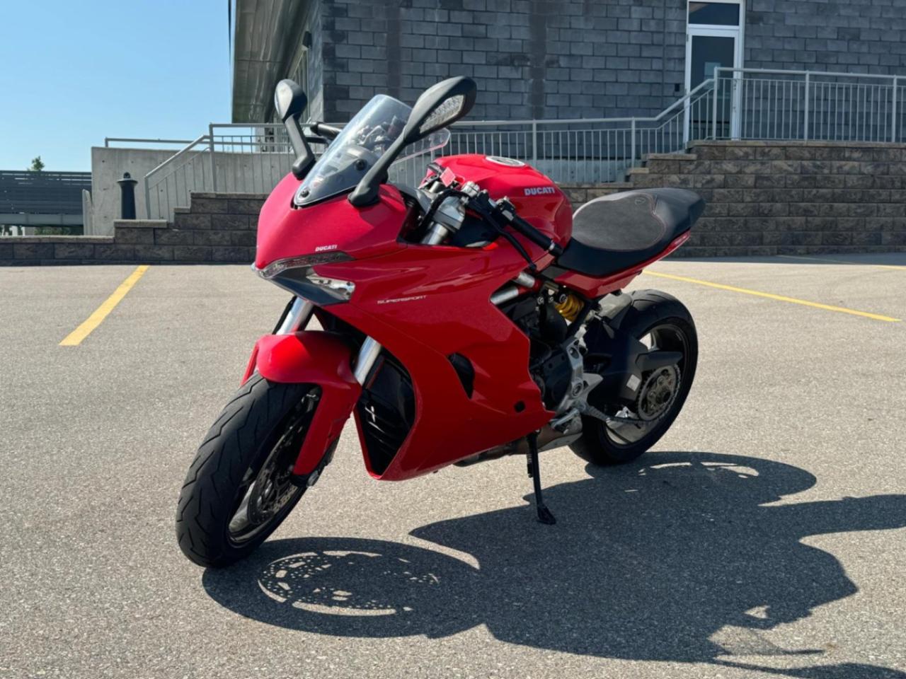 Used 2017 Ducati SuperSport 6-SPEED | $0 DOWN for sale in Calgary, AB