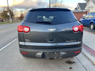 2011 Chevrolet Traverse AWD 4dr 2LT - Photo #11