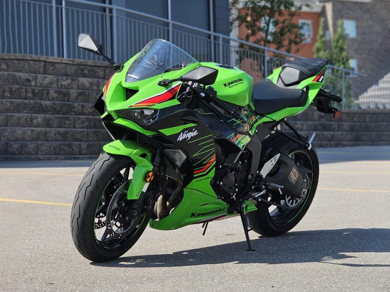 Used 2024 Kawasaki ZX6R 6-SPEED | $0 DOWN for sale in Calgary, AB