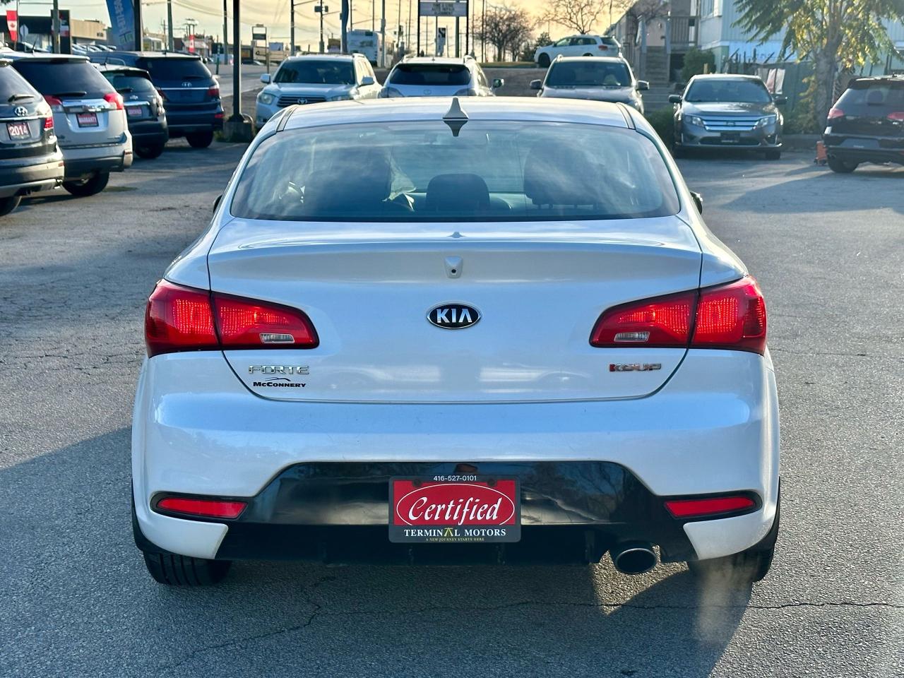 2016 Kia Forte Koup EX Photo2