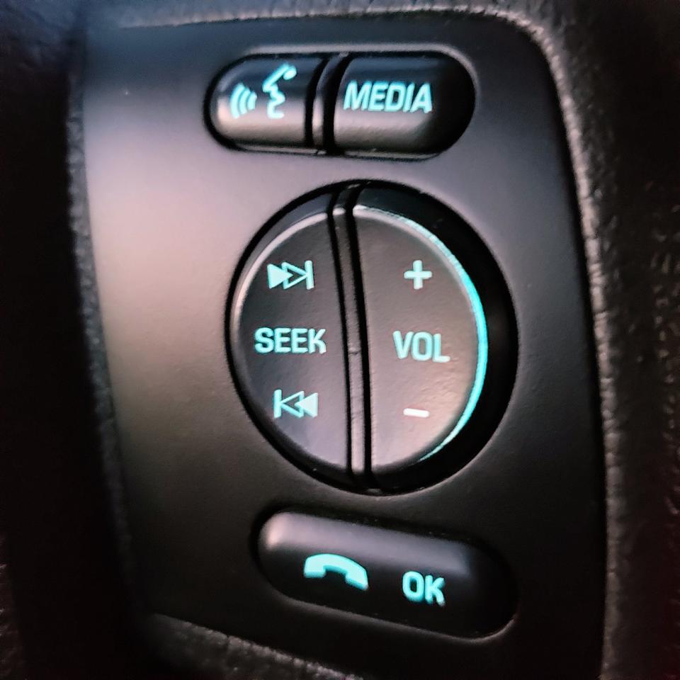 1701823975