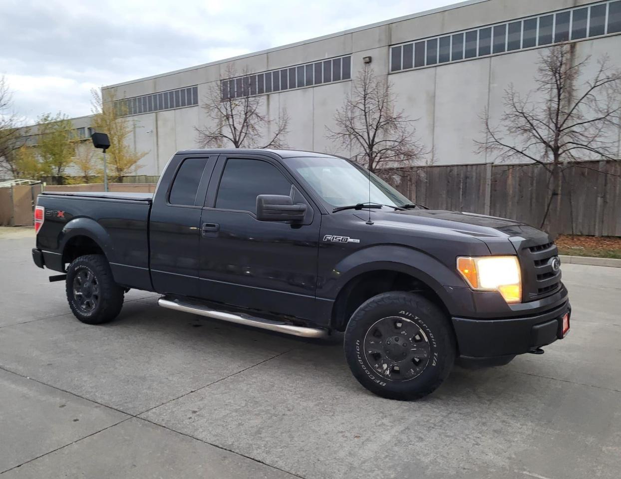 2011 Ford F-150 STX, 4x4, 4 Door, Low km, 3 Years Warranty availa