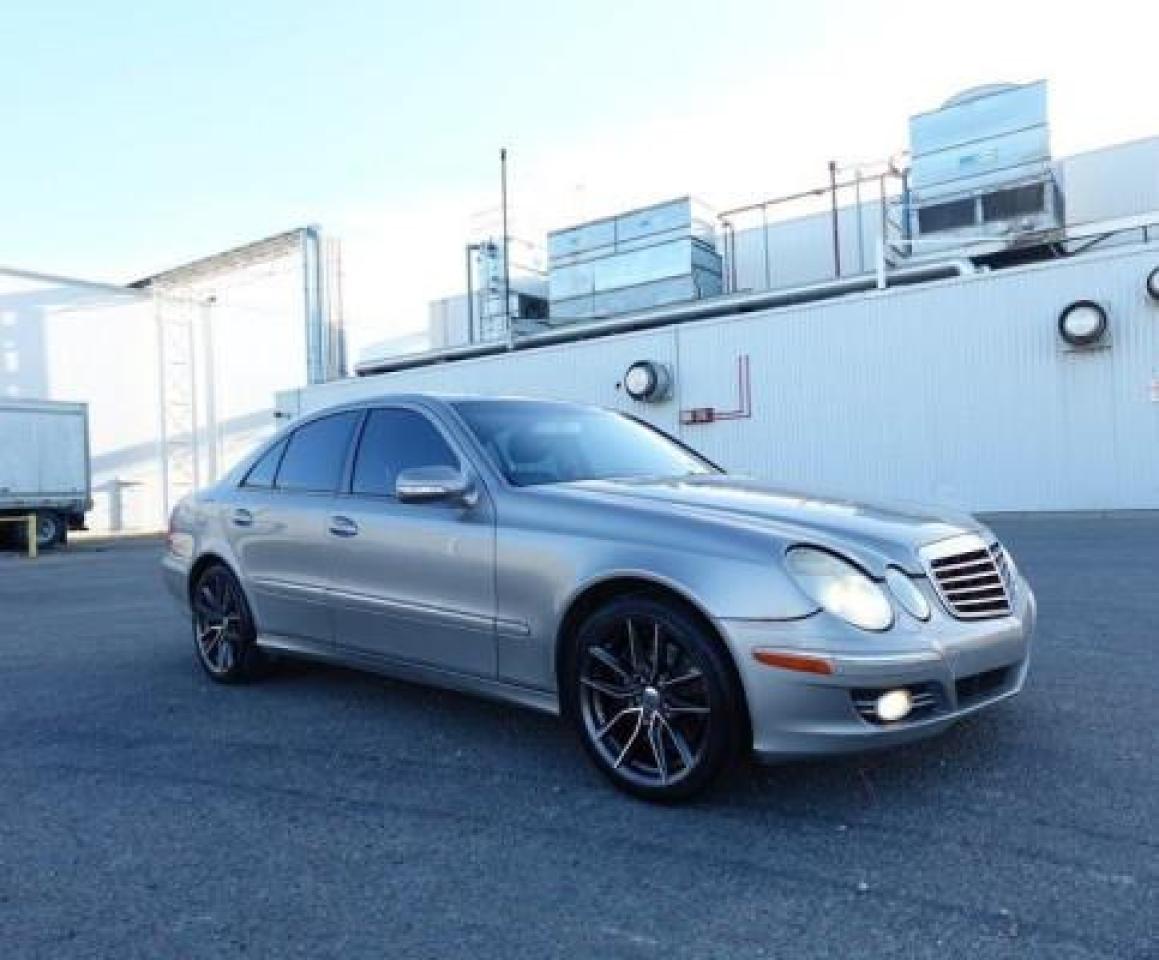 2008 Mercedes-Benz E-Class 4dr Sdn 3.5L 4MATIC Photo3