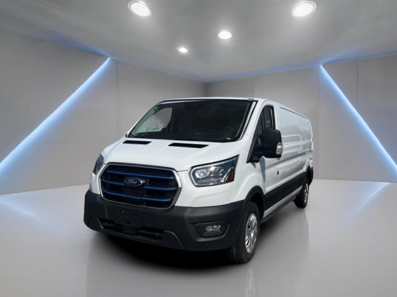 2023 Ford E-Transit BASE Photo0