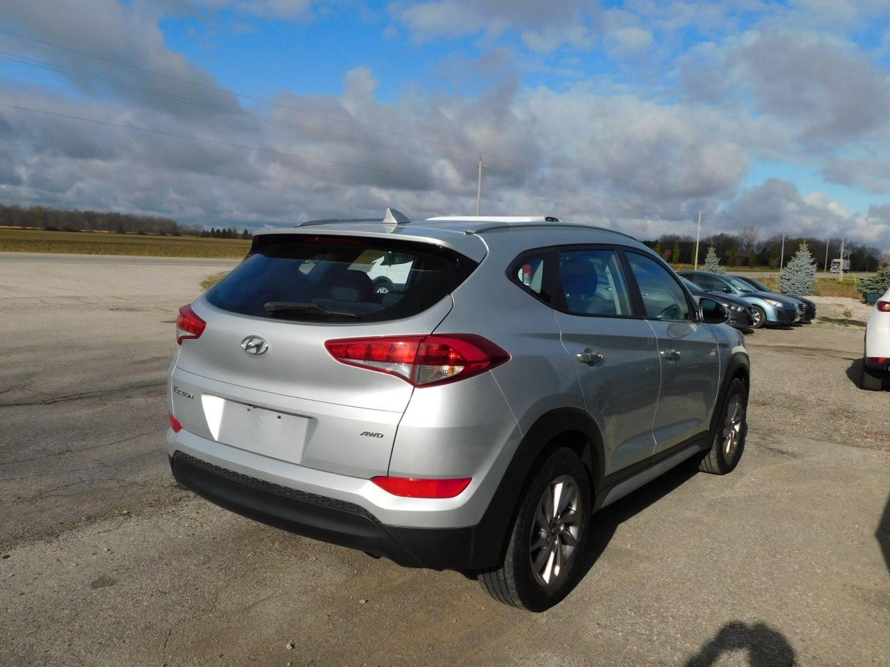 2018 Hyundai Tucson PREMIUM | APPLE/ANDROID CAR PLAY | AWD | - Photo #4