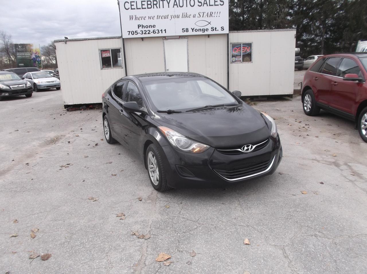 2013 Hyundai Elantra  - Photo #1