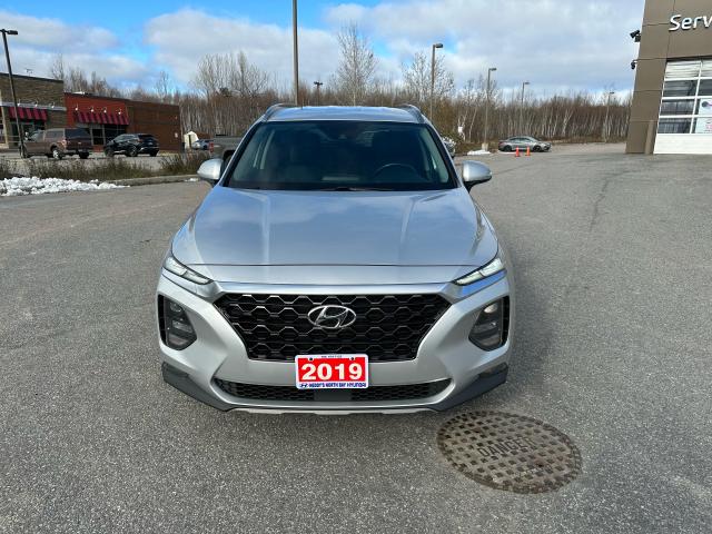 2019 Hyundai Santa Fe 2.4L Preferred AWD Photo3