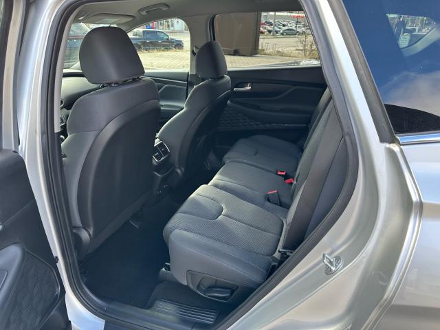 2019 Hyundai Santa Fe 2.4L Preferred AWD Photo9