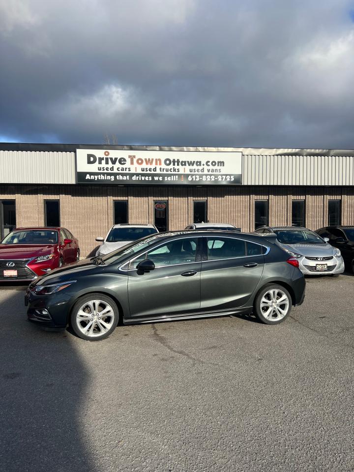 2018 Chevrolet Cruze 4dr HB 1.4L Premier w/1SF - Photo #1