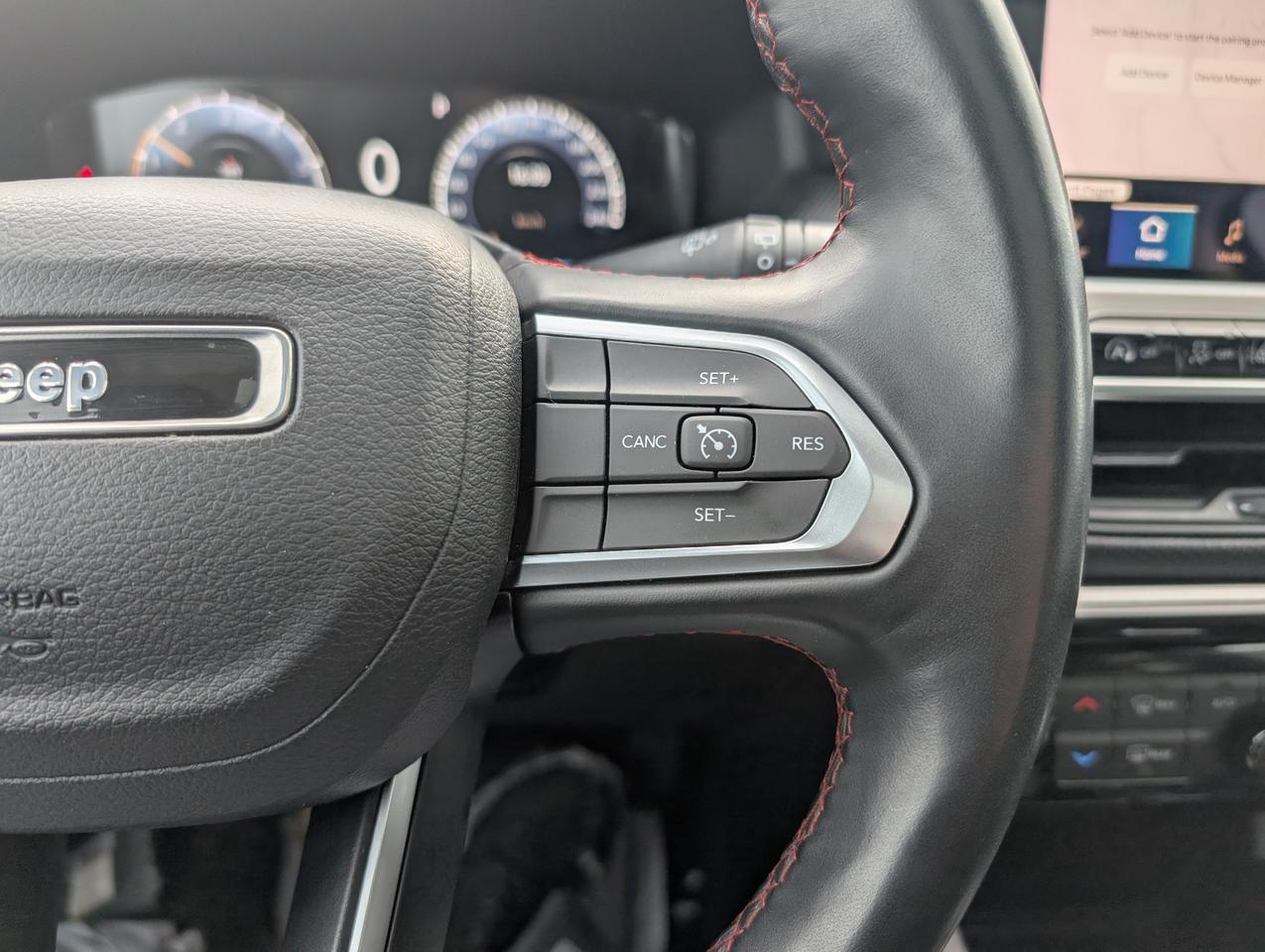 2022 Jeep Compass Trailhawk - Low KM - Pano Roof - Back Up Cam Photo