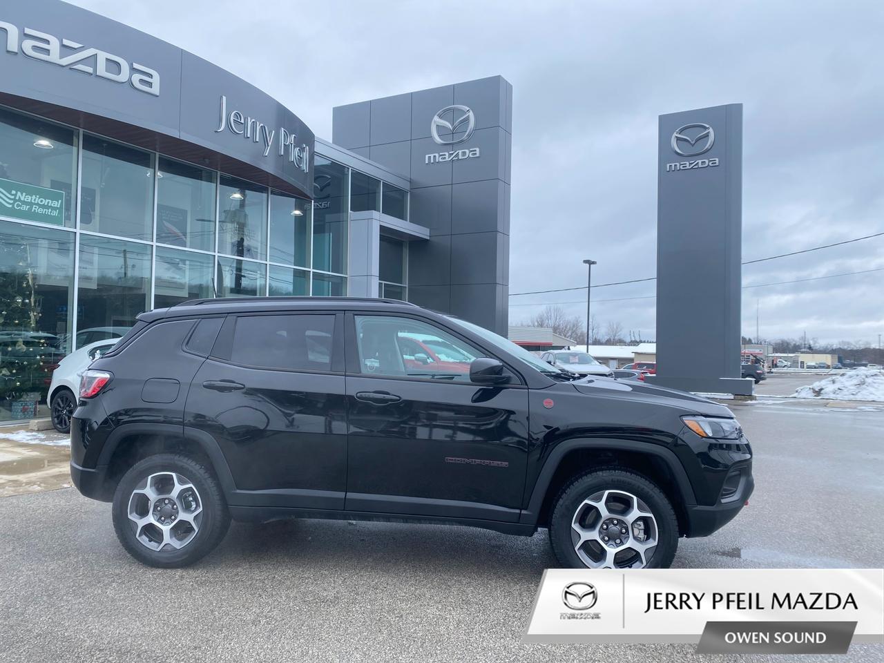 2022 Jeep Compass Trailhawk - Low KM - Pano Roof - Back Up Cam Photo