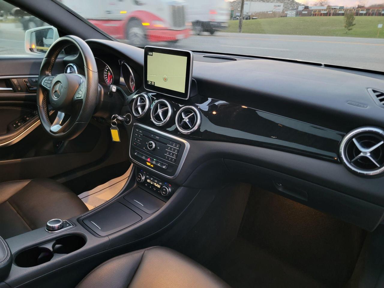 2015 Mercedes-Benz CLA-Class 4dr Sdn CLA 250 4MATIC - Photo #15