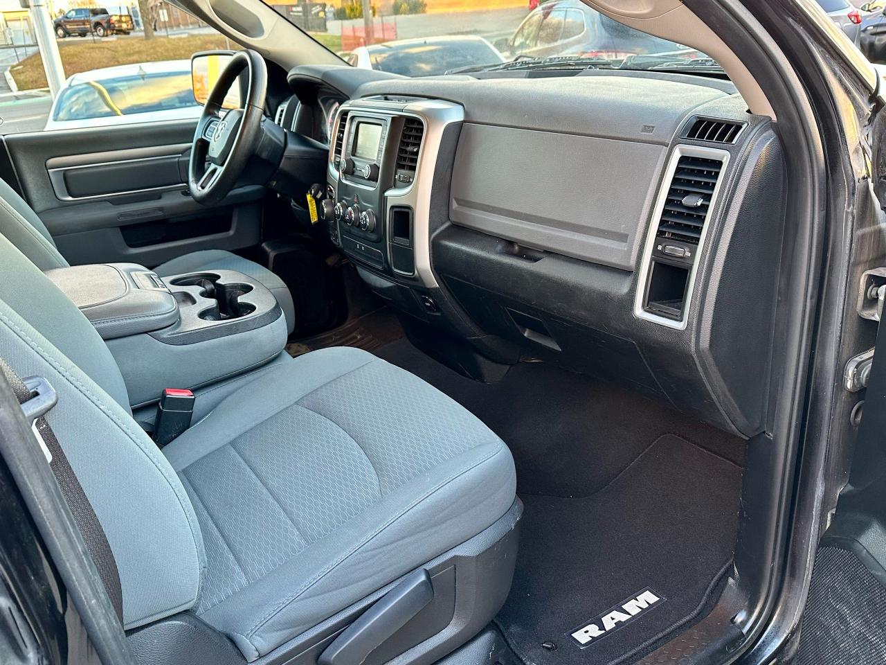 2015 RAM 1500 SLT - Photo #13
