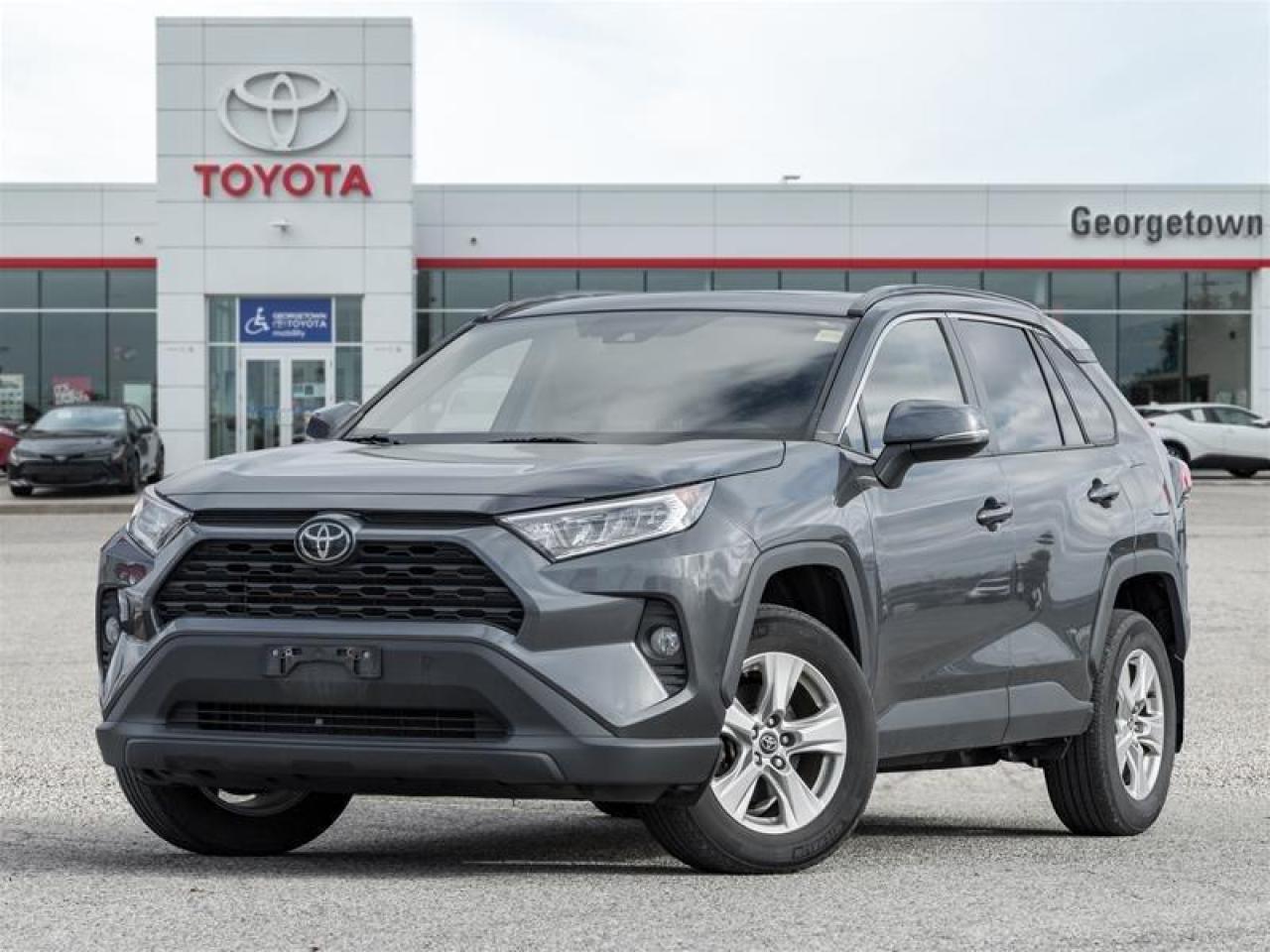 Used 2020 Toyota RAV4 FWD XLE for sale in Georgetown, ON