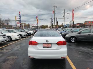 2013 Volkswagen Jetta TDI - Photo #9