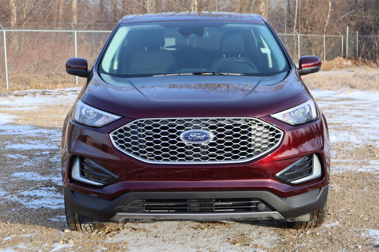 2024 Ford Edge SEL Photo5