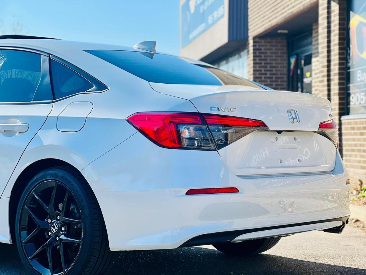 2023 Honda Civic Sport Photo4