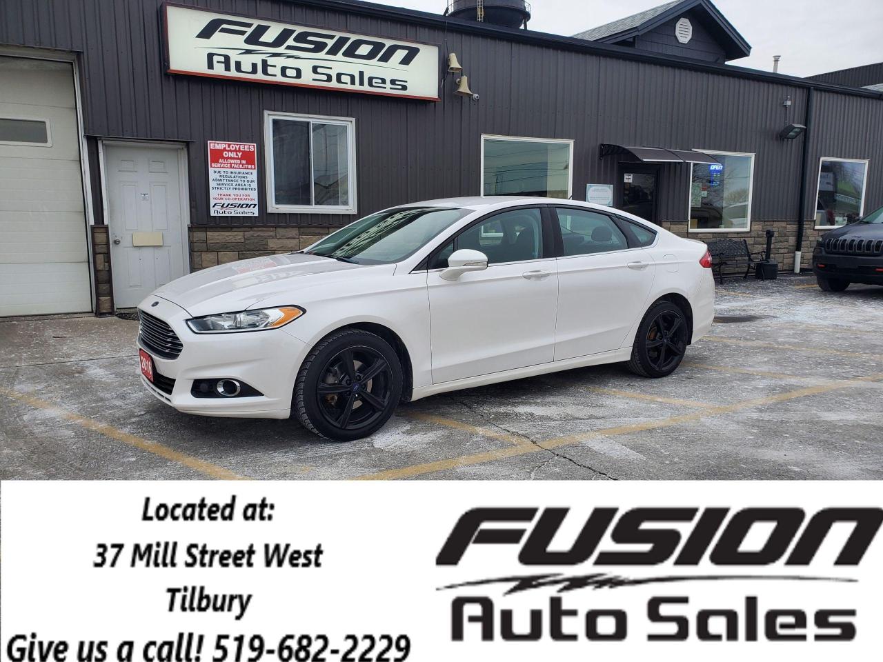 Used 2016 Ford Fusion SE-NO HST TO A MAX OF $2000-LTD TIME ONLY for sale in Tilbury, ON