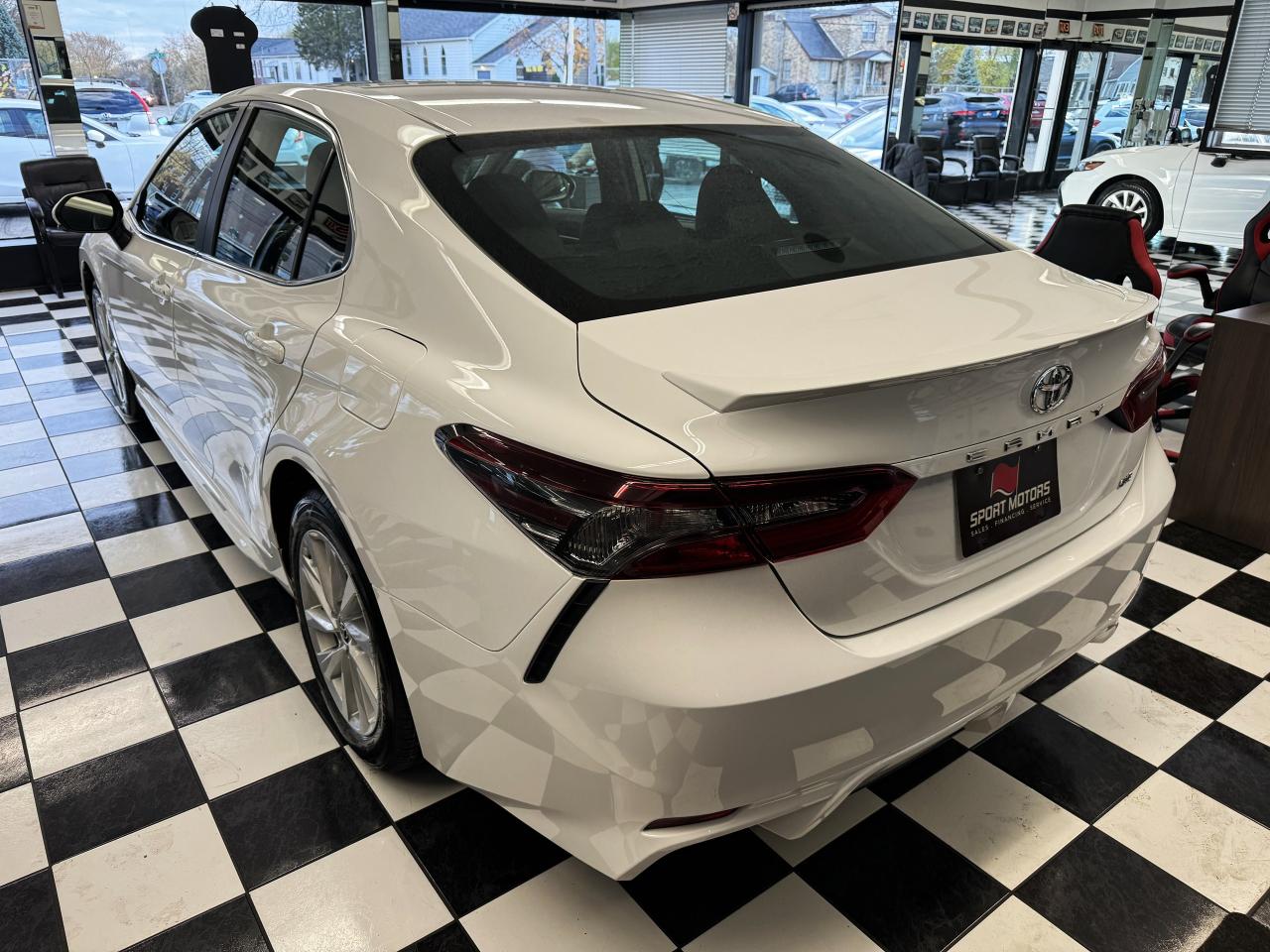 2021 Toyota Camry SE+New Tires+Lanekeep+Adaptive Cruise+CLEAN CARFAX Photo71