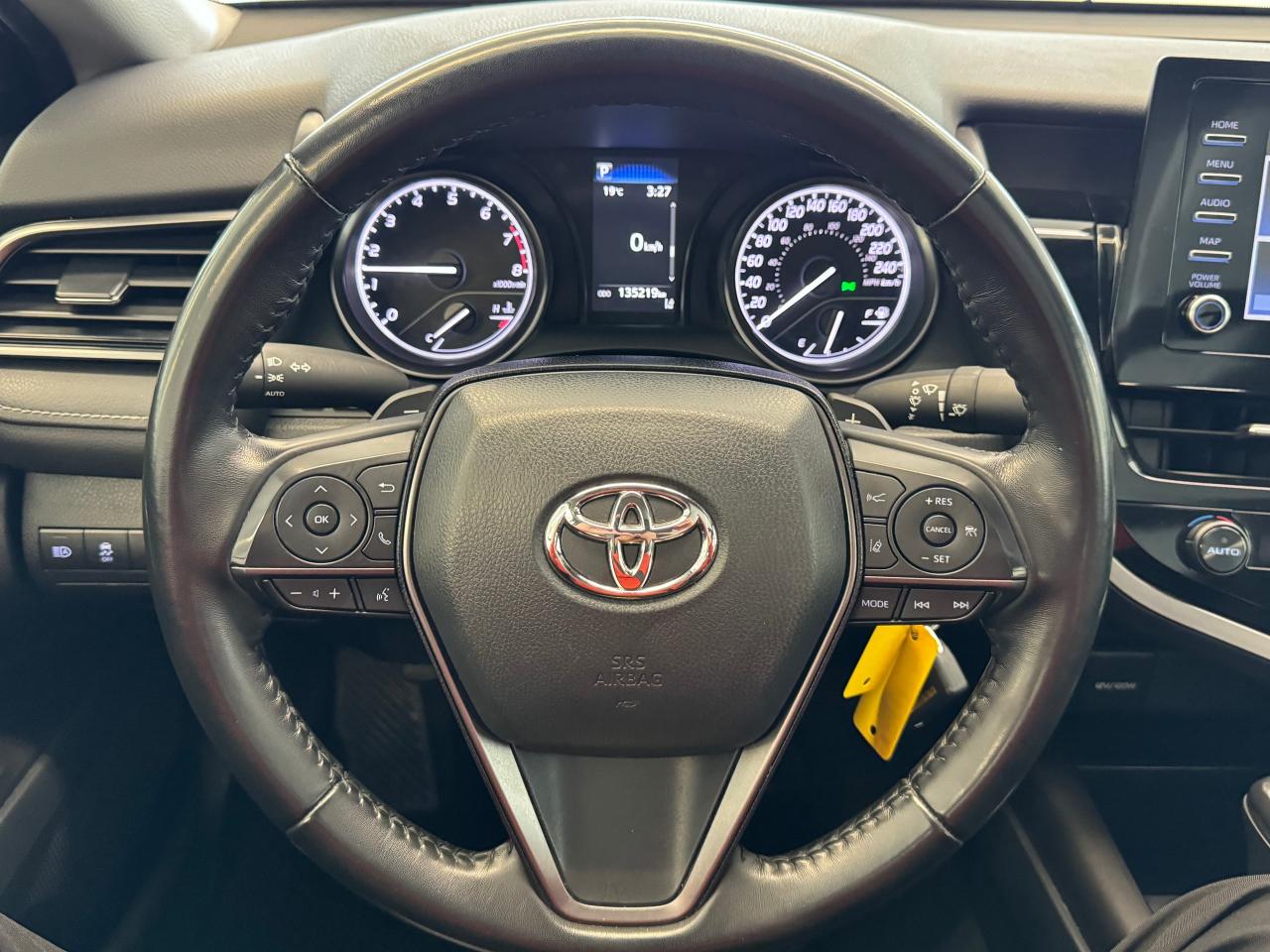 2021 Toyota Camry SE+New Tires+Lanekeep+Adaptive Cruise+CLEAN CARFAX - Photo #9
